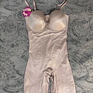 SPANX Suit Cupped Mid-Thigh Bodysuit